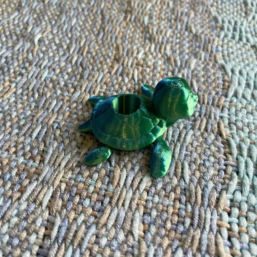 Sea turtle straw topper